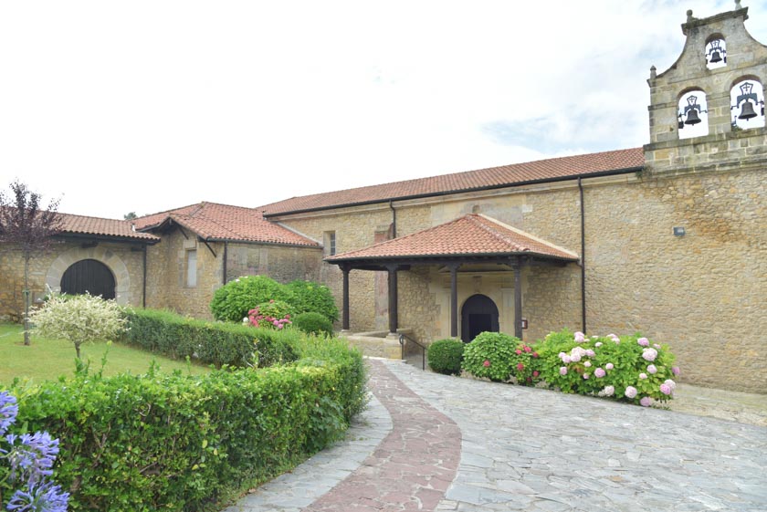Preciosa estampa del monasterio de Regina Coeli en Santillana del Mar